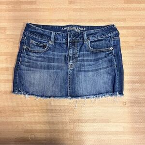 American Eagle Outfitters Frayed Hem Denim Mini Skirt